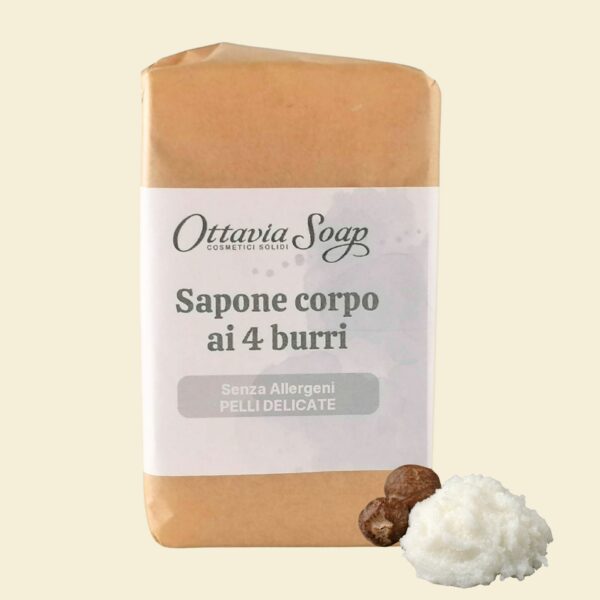 Saponetta avvolta in carta avana con etichetta bianca e grigia indicante il nome del sapone: Sapone ai 4 Burri